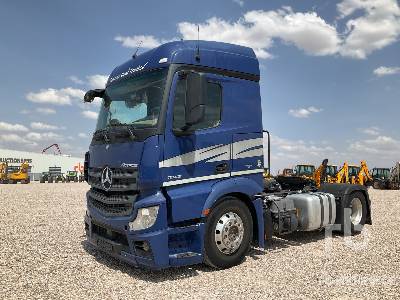 Photo of a 2015 Mercedes-Benz ACTROS 1843