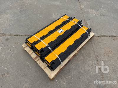 Photo of a  Bauer Quantity of (10) 2 Way Industri ...