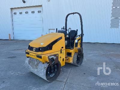 Photo of a 2008 JCB VMT260-120