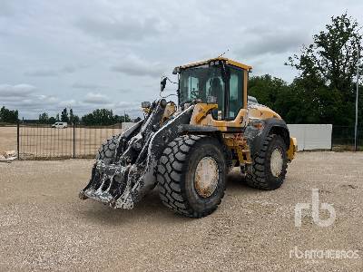 Photo of a 2019 Volvo L110H