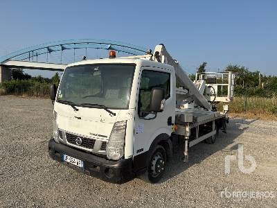 Photo of a 2014 Nissan CABSTAR
