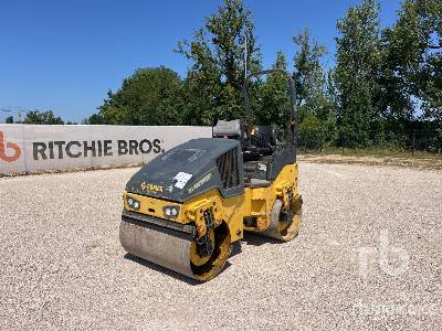 Photo of a 2015 Bomag BW120AD-5