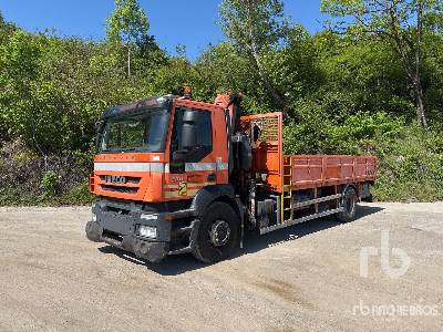 2009 IVECO  STRALIS 310  2009 Fassi F130A21 on 4x2 Camio ...  Flatbed Truck w/Crane