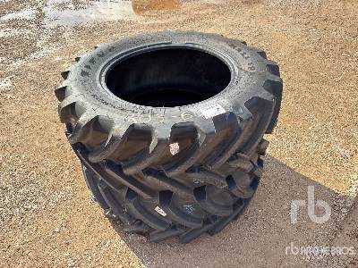 FIRESTONE 440/65R28 TL 13 Qte De 2 Pneus Qty Of 2 Tire FIRESTONE 440/65R28 TL 13 Qte De 2 Pneus Qty Of 2 Tire