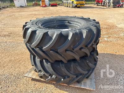 VREDESTEIN 650/65R42 158D Qte De 2 Roues Qty Of 2 Wheel VREDESTEIN 650/65R42 158D Qte De 2 Roues Qty Of 2 Wheel