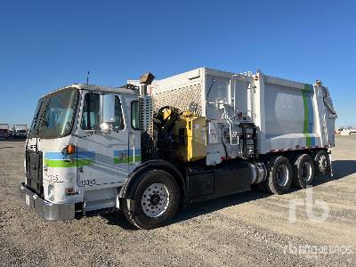 Photo of a 2015 Autocar ACX XPEDITOR