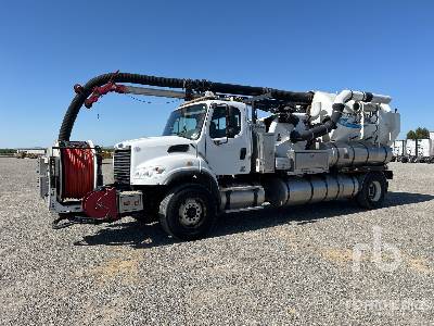 2012 Freightliner M2 106