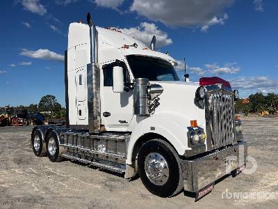 Photo of a 2018 Kenworth T610SAR