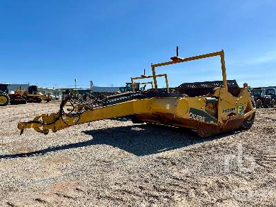 Photo of a 2018 John Deere 2412D E