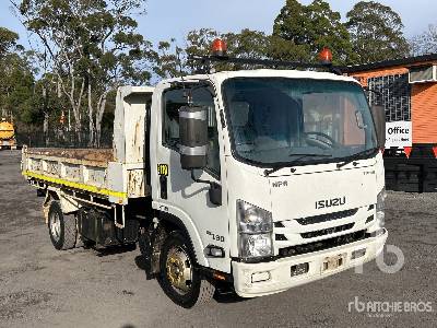 Photo of a 2018 Isuzu NPR 65-190