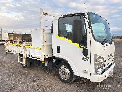 Photo of a 2012 Isuzu NLR 200