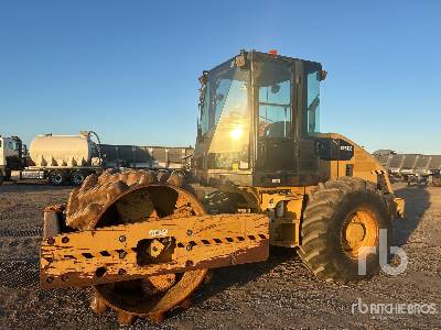 Photo of a 2008 Caterpillar CP-533E