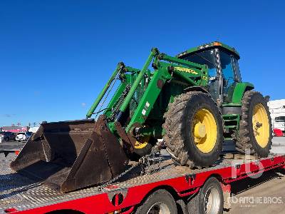 Photo of a  John Deere 7710