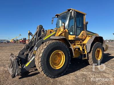 Photo of a  Volvo L120F