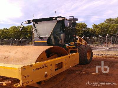 Photo of a 2015 Caterpillar CS56B