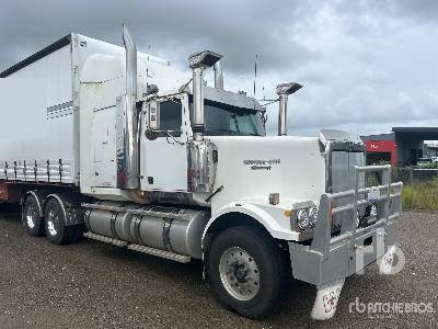 Photo of a 1998 Western Star 4900