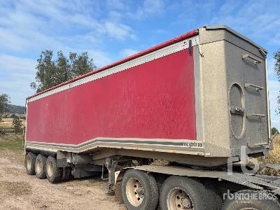 2021 GIPPSLAND BODY BUILDERS 9.7 m Tri/A Step Deck End Dump Trailer 2021 GIPPSLAND BODY BUILDERS 9.7 m Tri/A Step Deck End Dump Trailer