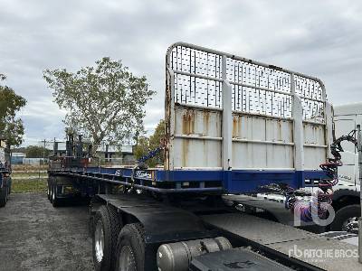 2006 KRUEGER 12.8 m Tri/A Flatbed Trailer 2006 KRUEGER 12.8 m Tri/A Flatbed Trailer