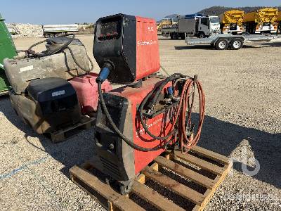 BOC SMOOTHARC ADVAN 255 A Mobile MIG/MAG, TIG Lift ... Welder BOC SMOOTHARC ADVAN 255 A Mobile MIG/MAG, TIG Lift ... Welder