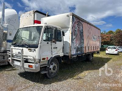 1998 UD LK185 Curtain Side Truck 1998 UD LK185 Curtain Side Truck