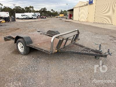 CUSTOM BUILT  2.6 m S/A  Utility Trailer