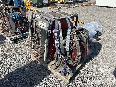 BOC SMOOTHARC ELITE 450 A MIG Welder BOC SMOOTHARC ELITE 450 A MIG Welder