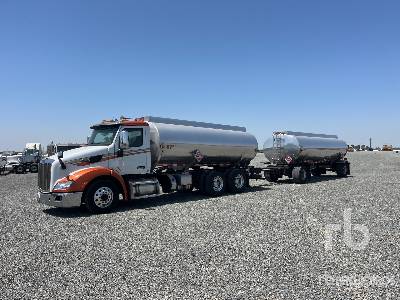 Photo of a 2017 Peterbilt 579