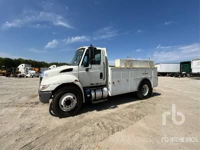 Photo of a 2017 International 4300