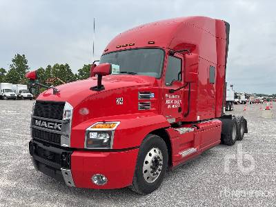 Photo of a 2019 Mack AN64T