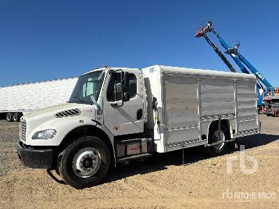 Photo of a 2018 Freightliner M2 106