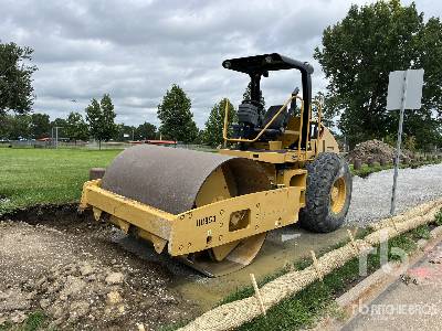 2012 CAT  CS-54  Vibratory Roller