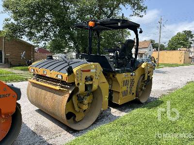 2016 CAT CB66B Tandem Roller 2016 CAT CB66B Tandem Roller