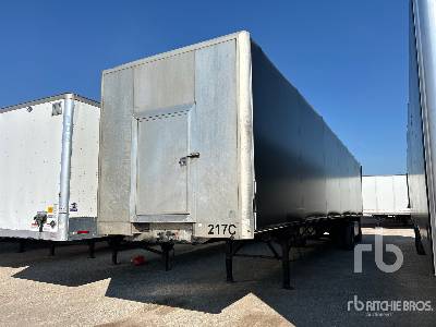 2017 Transcraft 48 ft T/A Spread Axle