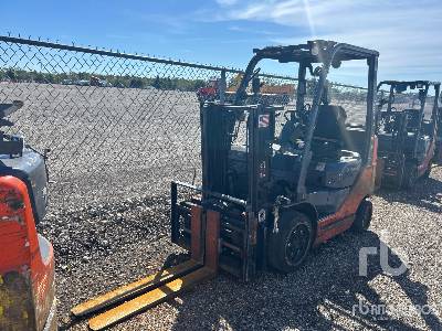 2014 TOYOTA 8FGCU20 4000 lb Cushion Tire Forklift 2014 TOYOTA 8FGCU20 4000 lb Cushion Tire Forklift
