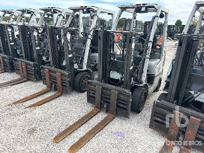 2013 NISSAN  MCP1F2A20LV  4000 lb Cushion Tire  Forklift