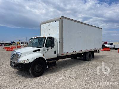 2007 INTERNATIONAL  4300  4x2  Van Truck