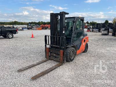 2021 TOYOTA 8FD35U 7050 lb Pneumatic Tire Forklift 2021 TOYOTA 8FD35U 7050 lb Pneumatic Tire Forklift