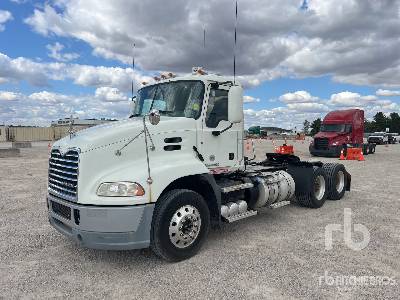 2014 MACK  CXU613  6x4  Truck Tractor (T/A)