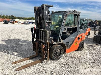 2019 TOYOTA 8FD35U 7050 lb Pneumatic Tire Forklift 2019 TOYOTA 8FD35U 7050 lb Pneumatic Tire Forklift