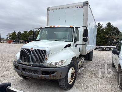 2018 INTERNATIONAL  4300  4x2  Van Truck