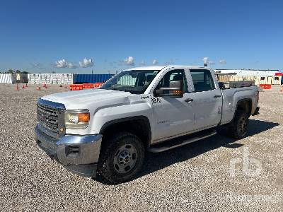2018 GMC SIERRA 2500HD 4x4 Crew Cab Pickup 2018 GMC SIERRA 2500HD 4x4 Crew Cab Pickup