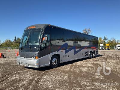 2006 MCI J4500 6x2 56-Seat Transit Bus 2006 MCI J4500 6x2 56-Seat Transit Bus