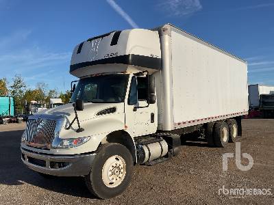 2016 INTERNATIONAL  4400  4x2 Sleeper  Van Truck
