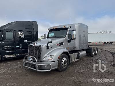 Photo of a 2016 Peterbilt 579