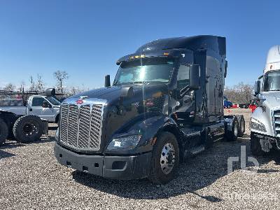 Photo of a 2017 Peterbilt 579