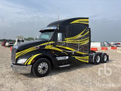 Photo of a 2017 Peterbilt 579