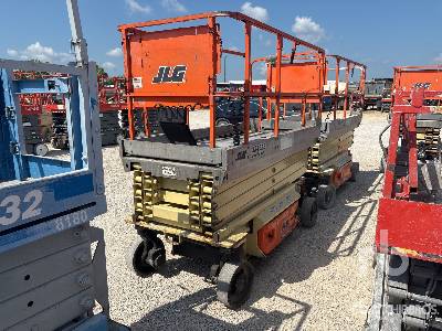 Photo of a 2013 JLG 3246ES
