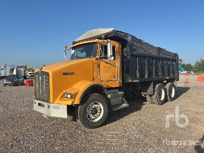 Photo of a 2000 Kenworth T800