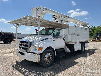 Photo of a 2005 Ford F-750