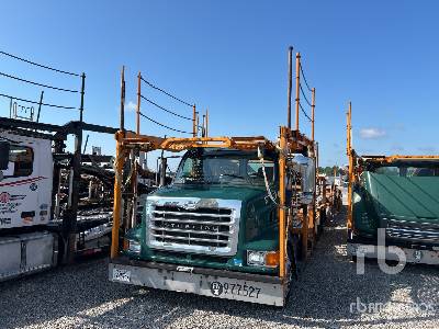 Photo of a 2007 Sterling LT9500